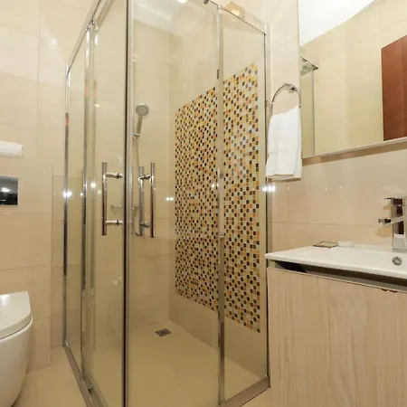 Empire Apartments Manama Exterior photo