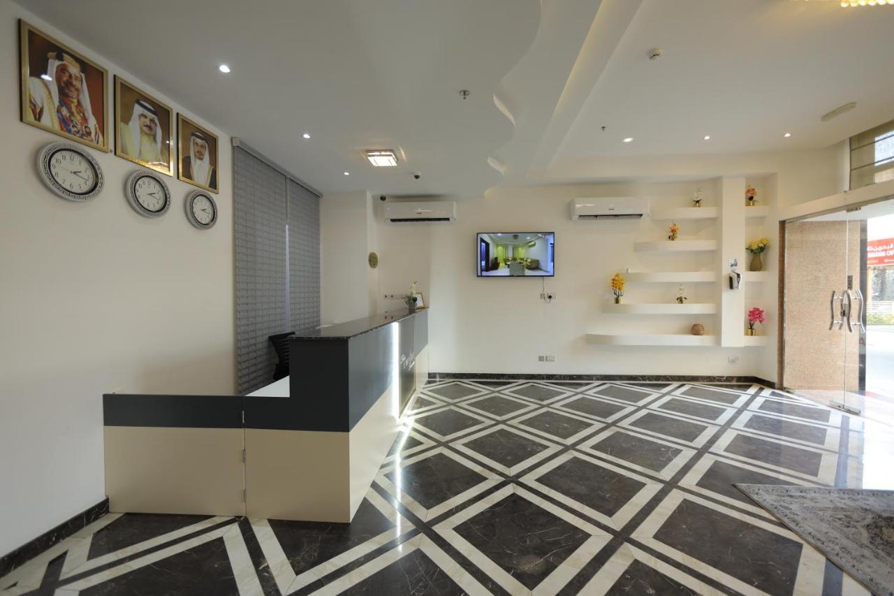 Empire Apartment
